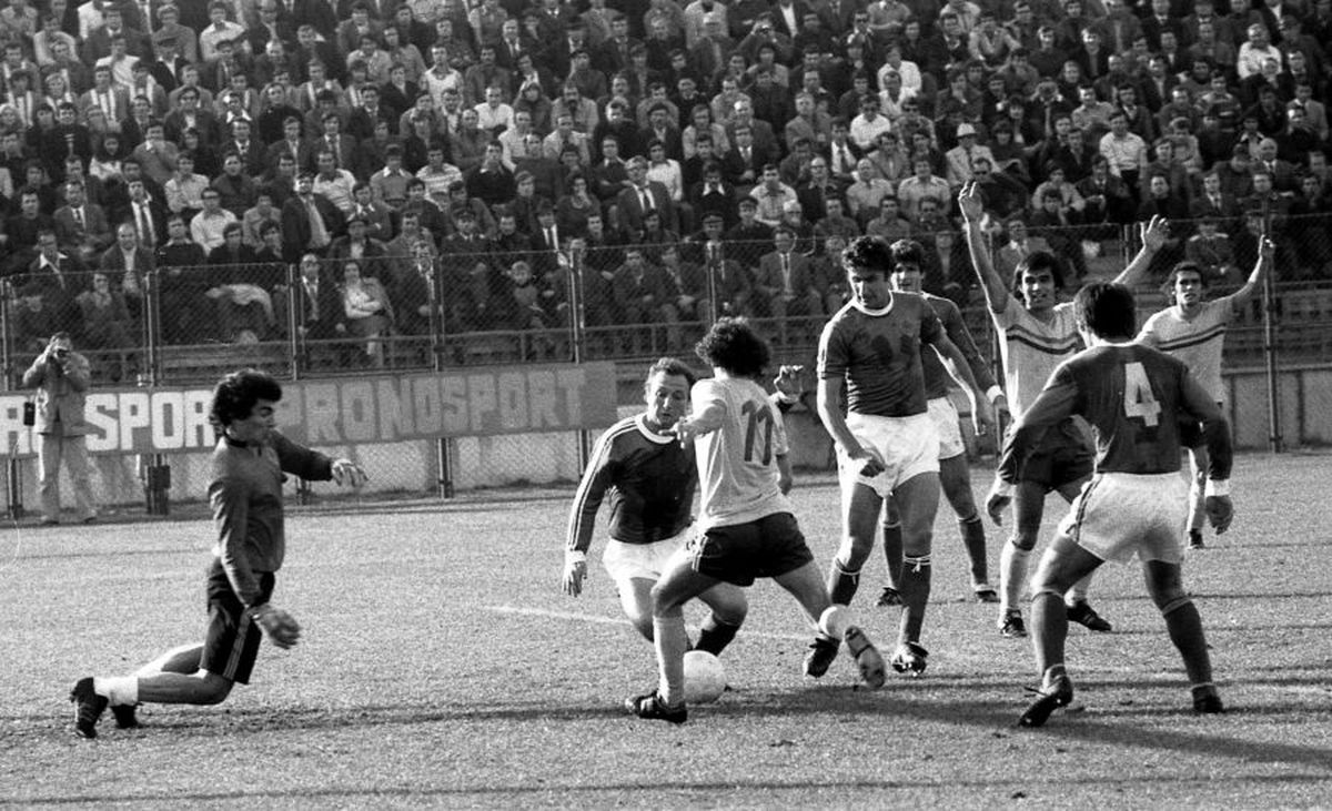 RETRO GSP. 43 de ani de la România - Iugoslavia 4-6, cel mai suspect meci din istoria naționalei: „O fi fost blat, nu pot băga mâna-n foc. Dar Piști a făcut echipa muci!”