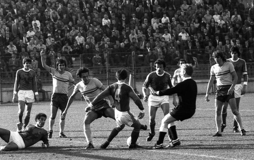 Pe 13 noiembrie 1977, în Ghencea a avut loc partida care a iscat cele mai multe comentarii în privința corectitudinii cu care ai noștri și-au apărat șansele, România - Iugoslavia 4-6.