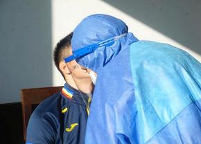 Două cazuri de COVID-19 la România U21 » Pe cine a convocat de urgență Florin Bratu