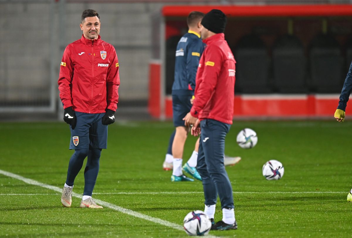 Rădoi a confruntat un oficial FRF: „Trebuie să înceteze!”