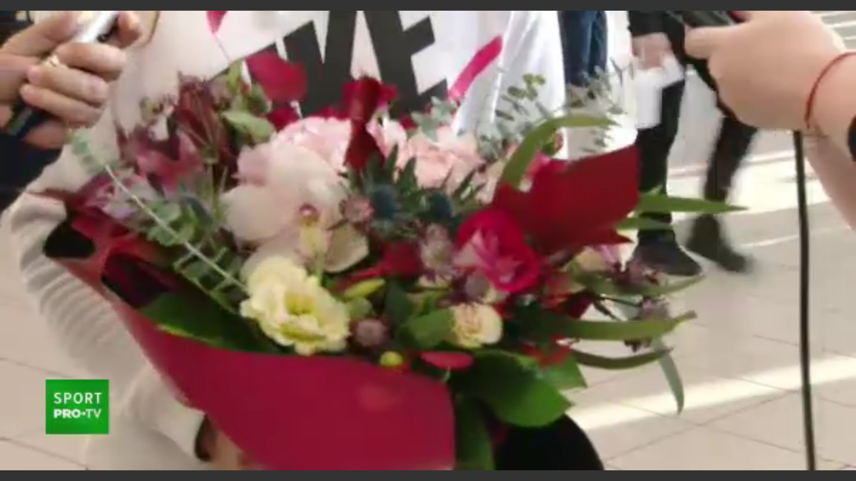 FOTO Jaqueline Cristian, așteptată de iubit la revenirea în România 13.11.2021