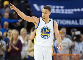 Recordul istoric din NBA a fost doborât! Ce performanţă a realizat Stephen Curry, vedeta echipei Golden State Warriors