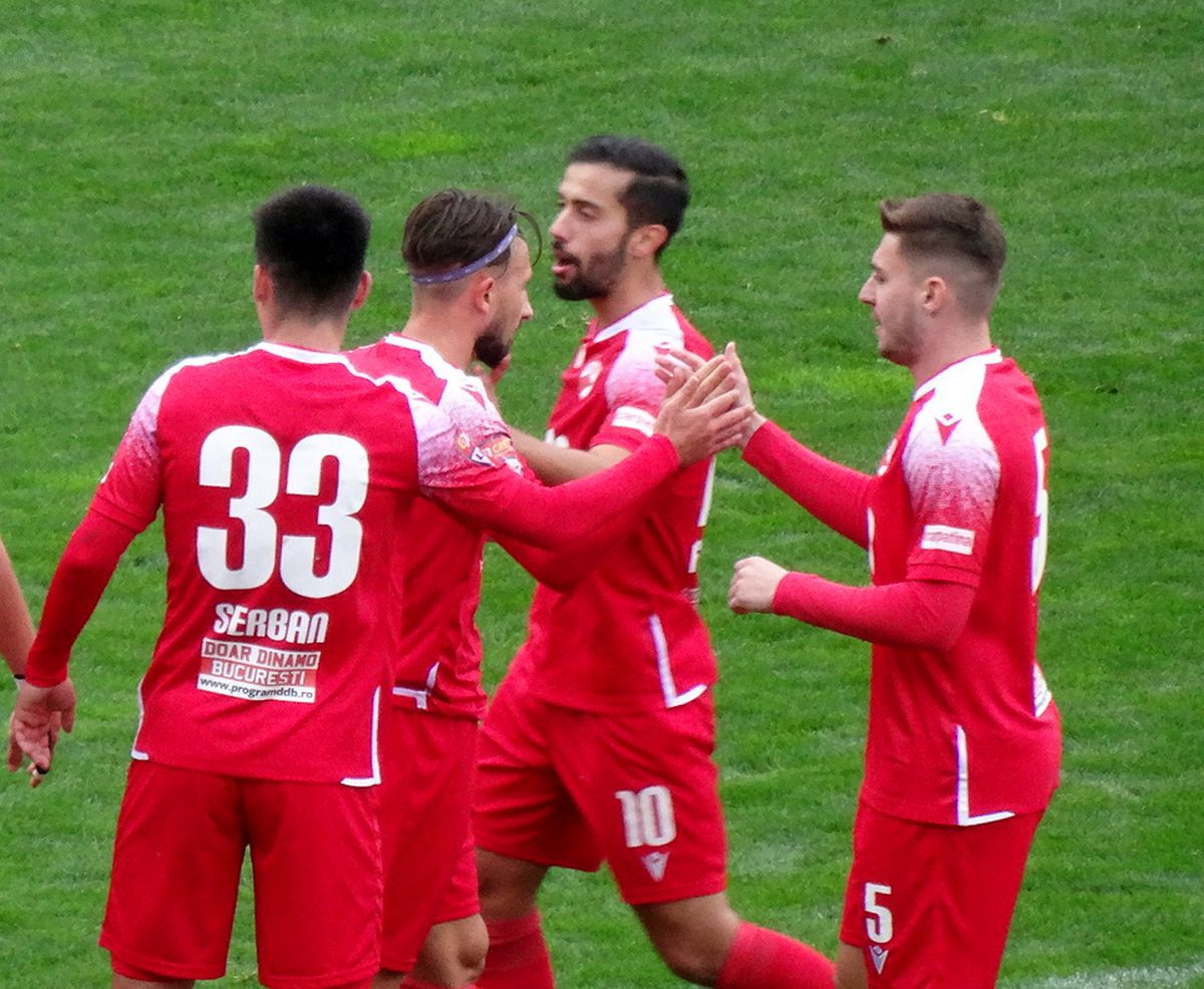 Tiki-Taka Dinamo. „Câinii” s-au distrat cu Dumbrăvița și au urcat în clasament