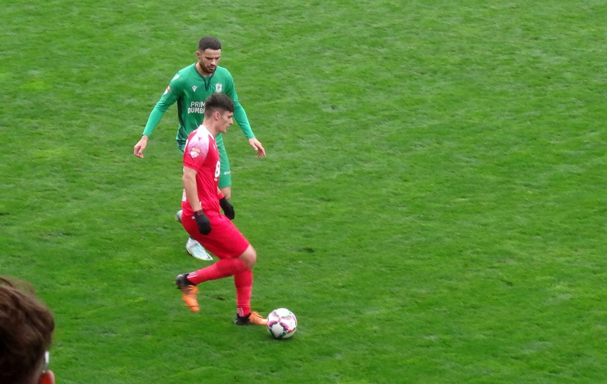 6 detalii de la Dinamo - Dumbrăvița: s-a schimbat playlistul din vestiar, rezervele au făcut hora bucuriei + ce le-au cerut fanii jucătorilor la final