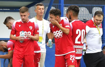 A spus tot la TV! A plecat de la Dinamo după un scandal cu Burcă: „Da, l-am înjurat! A avut ceva personal cu mine”