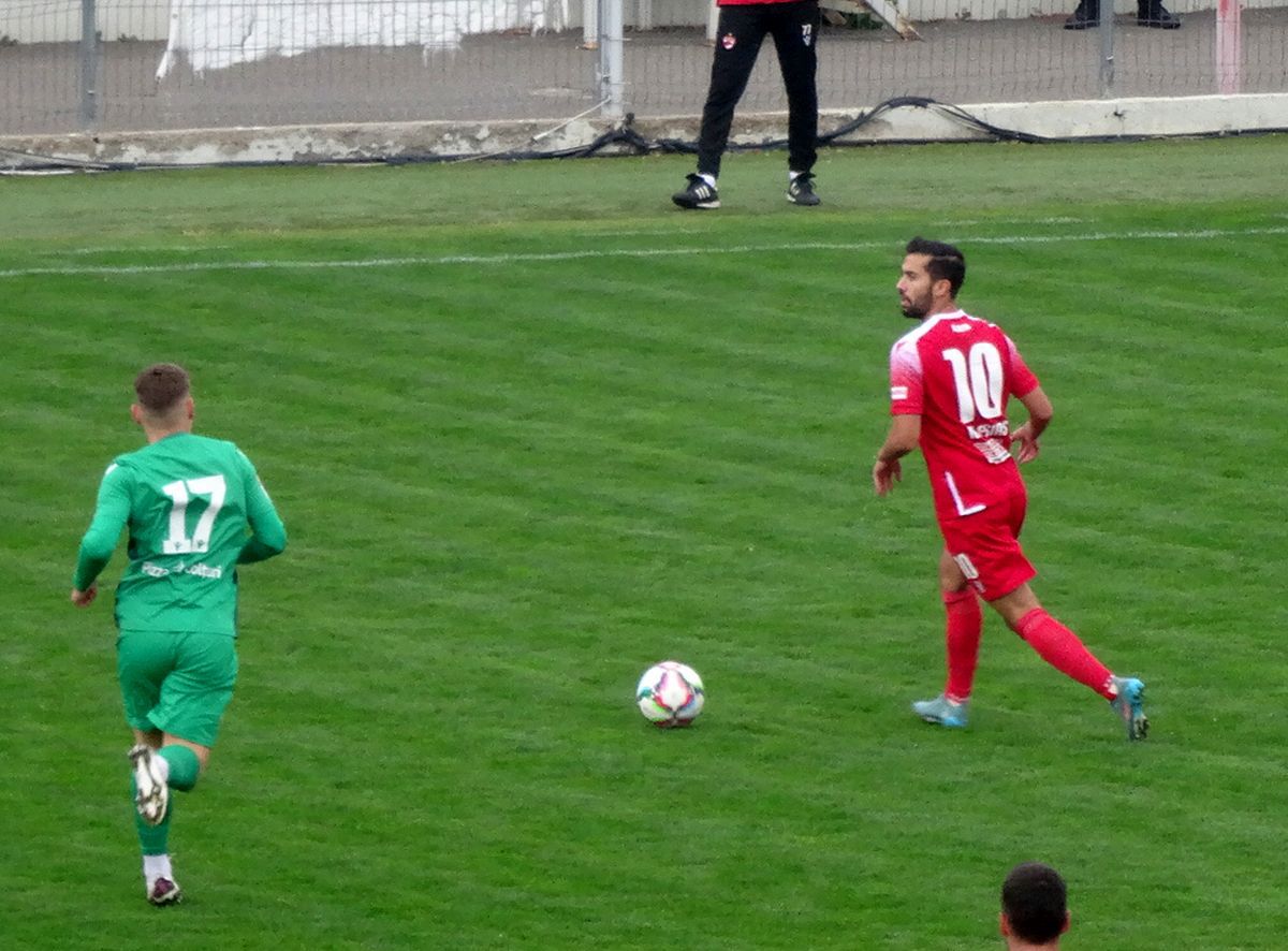 6 detalii de la Dinamo - Dumbrăvița: s-a schimbat playlistul din vestiar, rezervele au făcut hora bucuriei + ce le-au cerut fanii jucătorilor la final