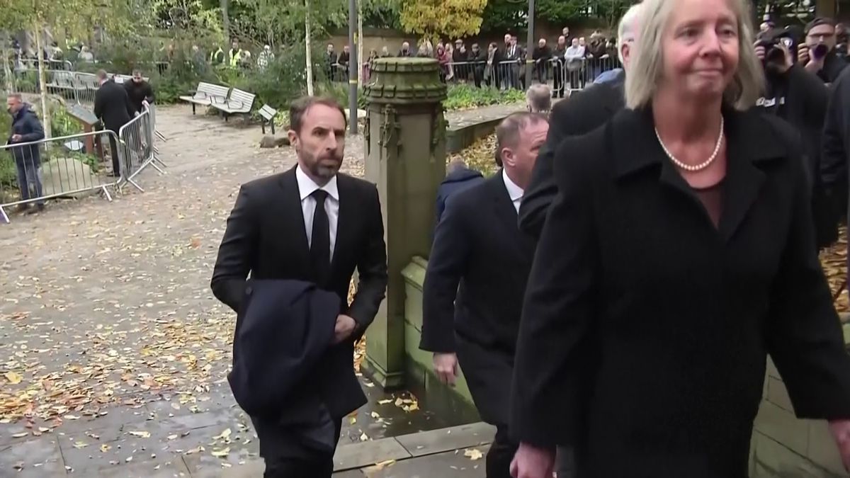 Cortegiul funerar al lui Bobby Charlton