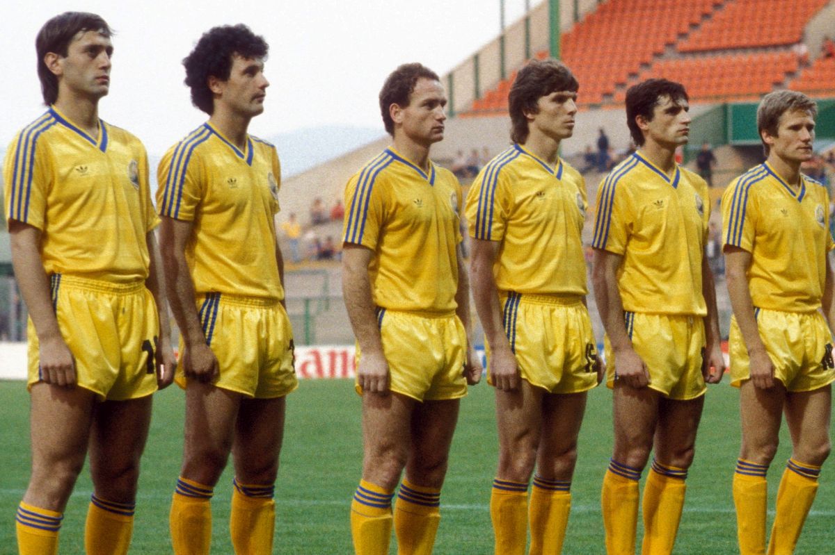 „Toată lumea ne denigrează, fiți mai patrioți!” »  Discursul unei legende în săptămâna decisivă a naționalei: „Alții mai buni nu sunt!”