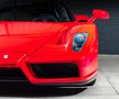 Ferrari Enzo, ediție limitată semnată de piloții Michael Schumacher și Rubens Barrichello (foto: dicklovett.co.uk)