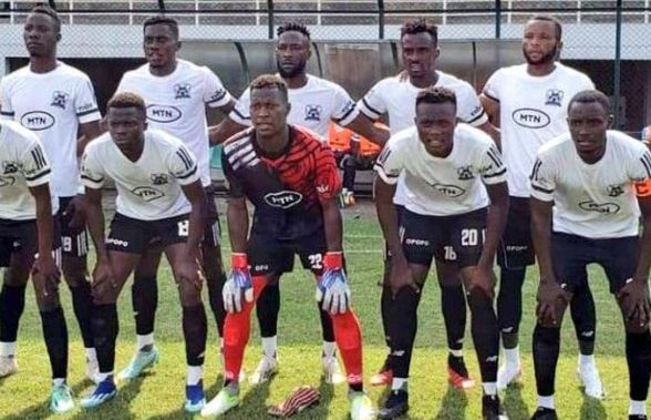 Două echipe din prima ligă cameruneză au început meciul cu câte zece jucători » Motivul stupefiant al deciziei
