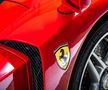 Ferrari Enzo, ediție limitată semnată de piloții Michael Schumacher și Rubens Barrichello (foto: dicklovett.co.uk)
