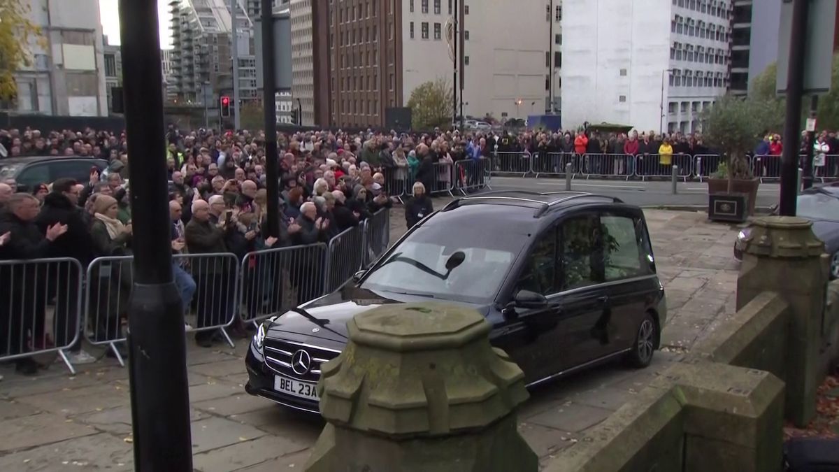 Cortegiul funerar al lui Bobby Charlton