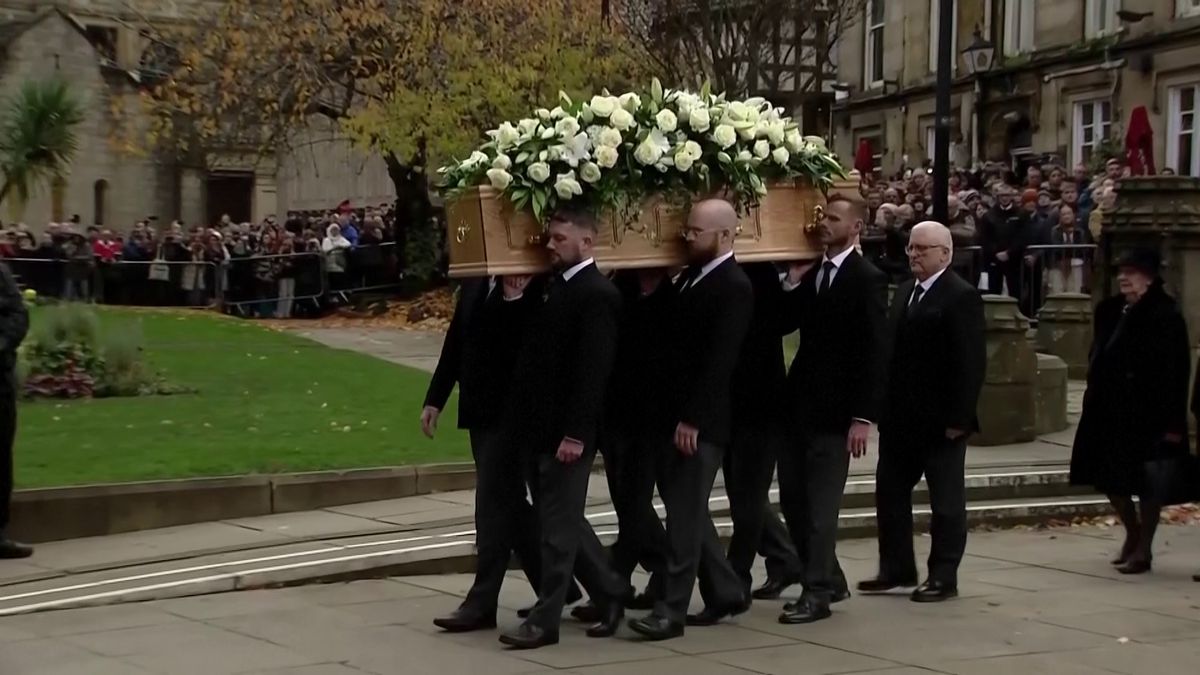 Cortegiul funerar al lui Bobby Charlton