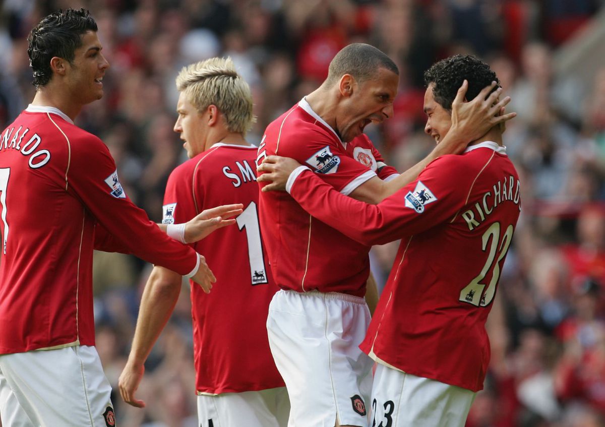 Retras din fotbal în 2016, dublul campion din Premier League s-a apucat să vândă ceasuri de lux