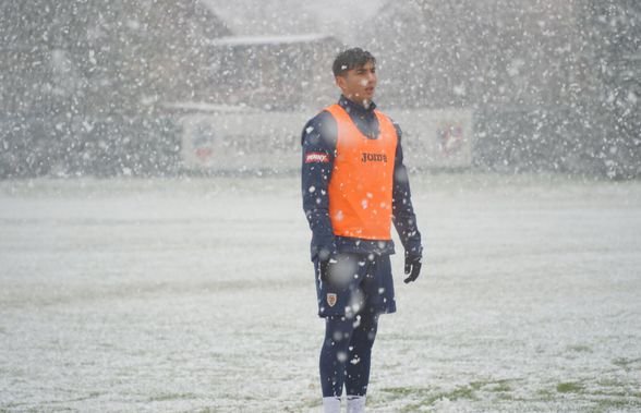 Jucătorii naționalei U20, antrenament în zăpadă. Imagini tari cu puștii-minune de la Rapid și FCSB