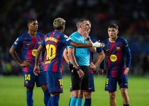 UEFA a decis! Arbitru de Premier League la Bosnia - România » Implicat în ultimul scandal din Anglia