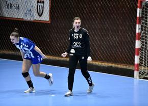 Vești bune înaintea Mondialului de handbal » Iulia Dumanska și Sonia Vasiliu, evoluții remarcabile în Baia Mare - Slatina