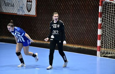 Vești bune înaintea Mondialului de handbal » Iulia Dumanska și Sonia Vasiliu, evoluții remarcabile în Baia Mare - Slatina