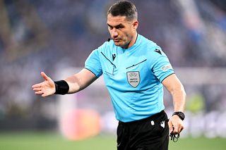 Al treilea meci în 11 zile » Istvan Kovacs, delegat la un duel esențial din preliminarii