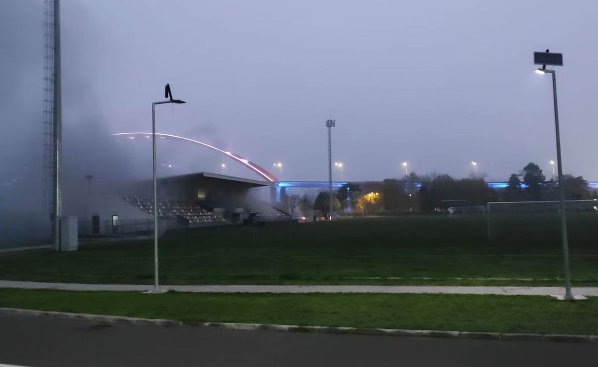 Incendiu la stadionul din Cernavodă