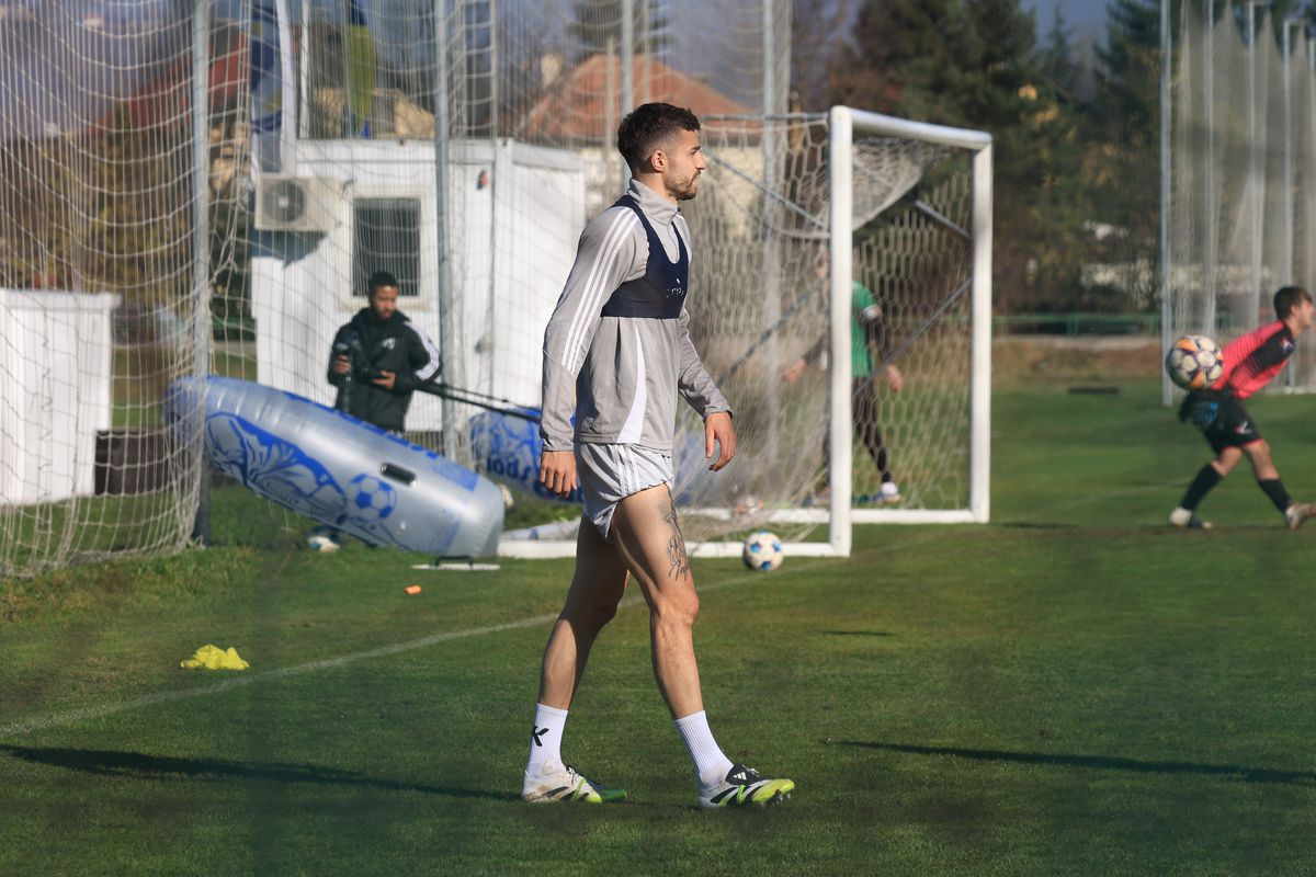 Povești spectaculoase ale militarilor români din Sarajevo: ultrasul din galeria lui U Cluj și verișoara lui Horațiu Moldovan, fotbalistă în Liga 3 » Cum vor trăi meciul Bosnia - România