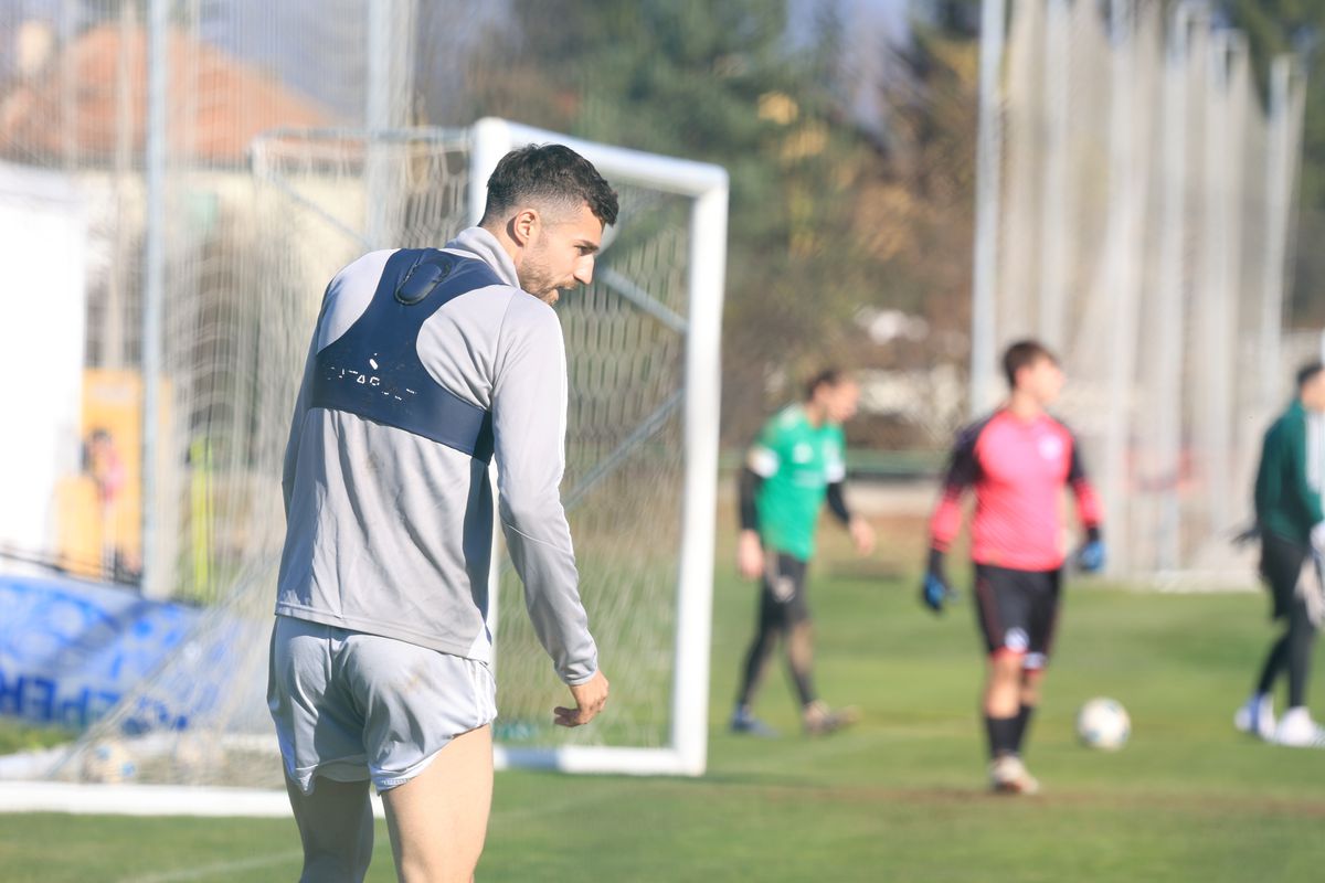 Povești spectaculoase ale militarilor români din Sarajevo: ultrasul din galeria lui U Cluj și verișoara lui Horațiu Moldovan, fotbalistă în Liga 3 » Cum vor trăi meciul Bosnia - România