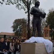 Statuia lui Helmut Duckadam, dezvăluită la Semlac