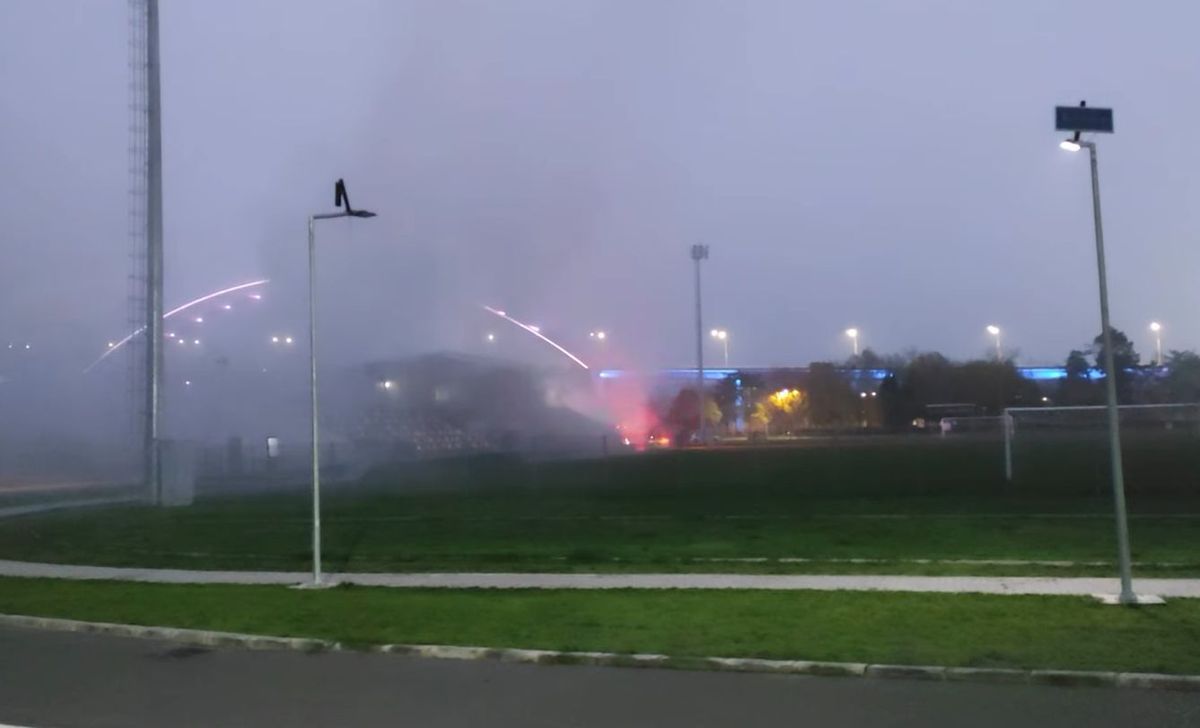 Incendiu la stadionul din Cernavodă