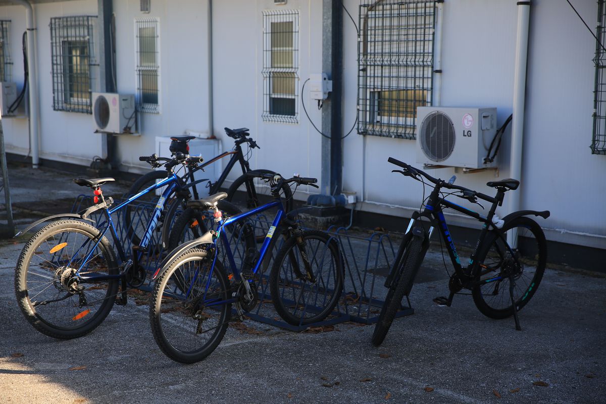 Povești spectaculoase ale militarilor români din Sarajevo: ultrasul din galeria lui U Cluj și verișoara lui Horațiu Moldovan, fotbalistă în Liga 3 » Cum vor trăi meciul Bosnia - România