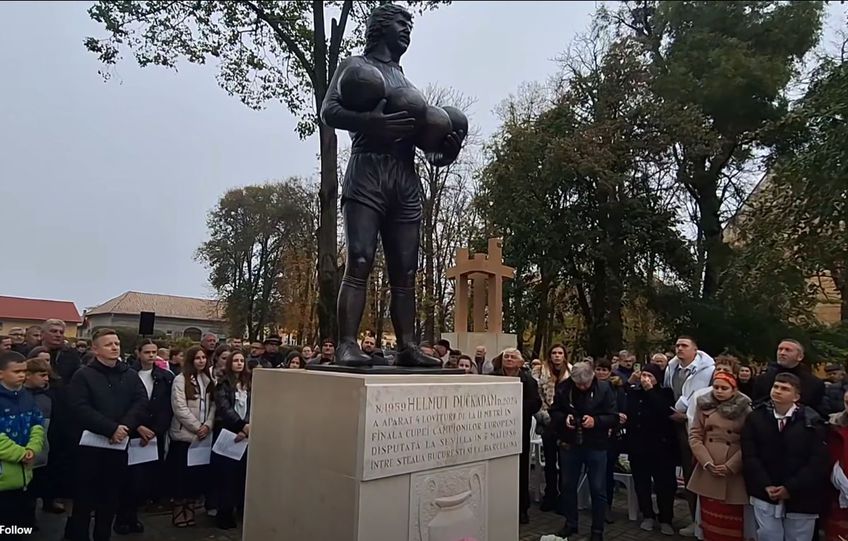 Statuia lui Helmut Duckadam, dezvăluită la Semlac