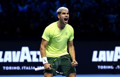 A treia victorie la Turneul Campionilor pentru Carlos Alcaraz, care va termina anul 2025 pe locul 1 în clasamentul mondial