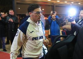 Naționala României a ajuns la Zenica: „Avem semne extraordinare!” » „Dușmanul” lui Gigi Becali face parte din delegație