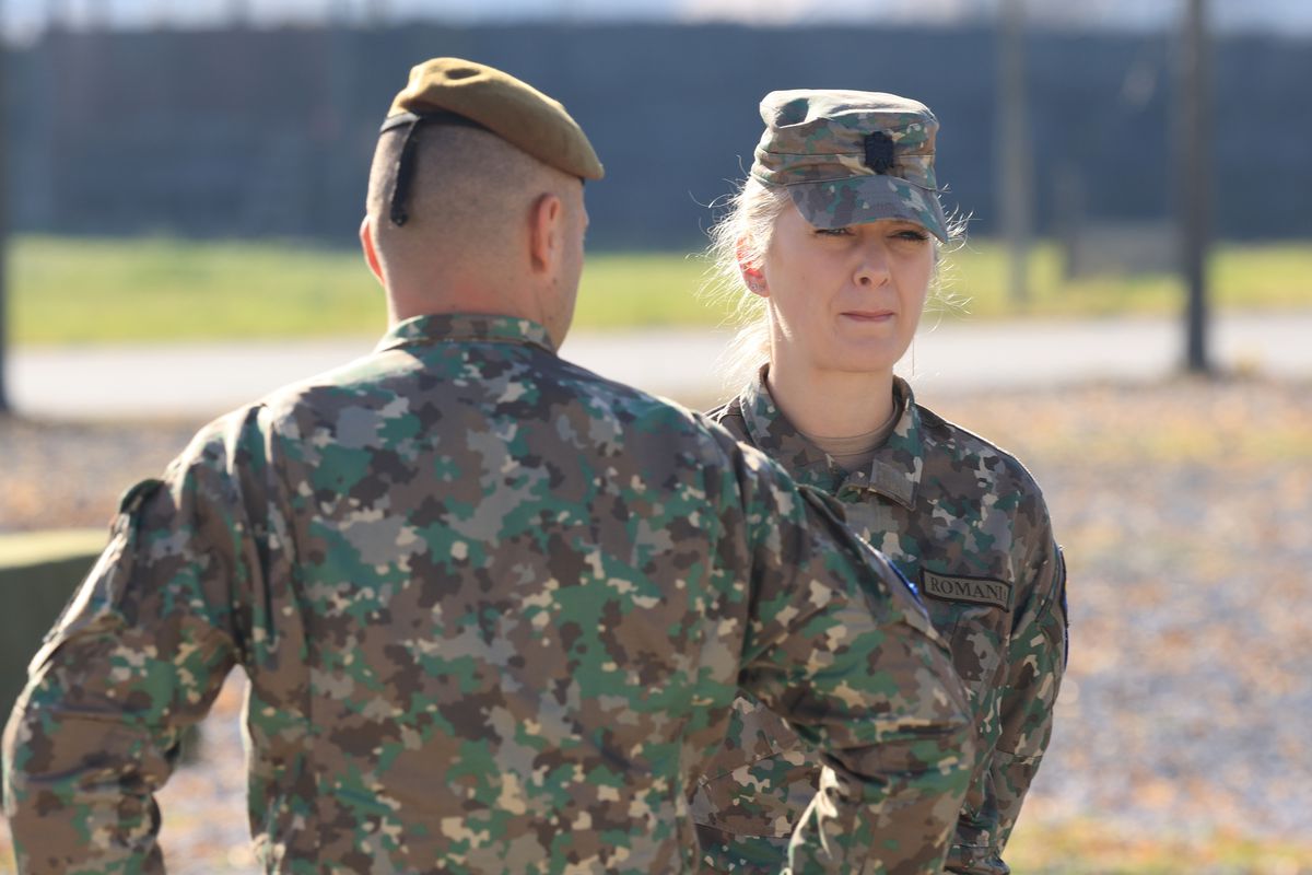 Povești spectaculoase ale militarilor români din Sarajevo: ultrasul din galeria lui U Cluj și verișoara lui Horațiu Moldovan, fotbalistă în Liga 3 » Cum vor trăi meciul Bosnia - România