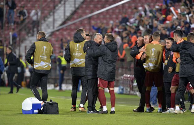 CFR CLUJ - CELTIC 2-0 // Interzis la distracție! De ce a dat „cancel” Dan Petrescu petrecerii de calificare