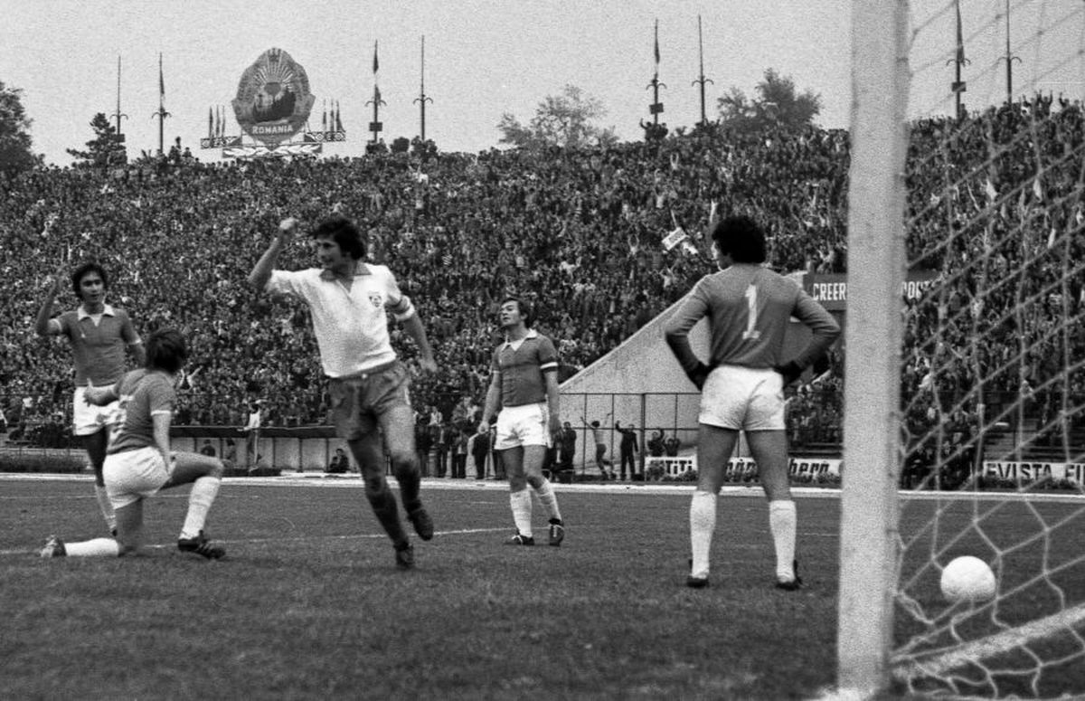 RETRO GSP. 50 de ani de la singurul meci în care Cornel Dinu a fost rezervă la Dinamo