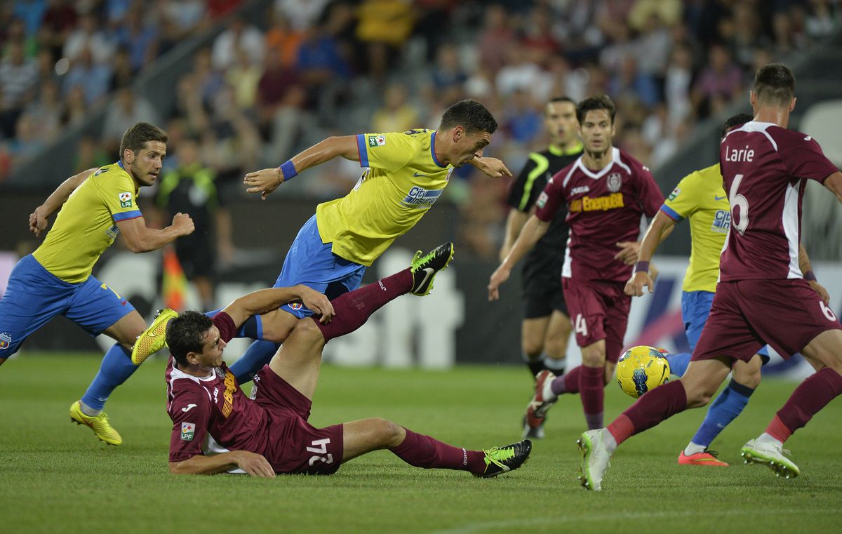 FOTO 6 ani de la ultimul succes al lui FCSB pe terenul lui CFR! Cum arătau echipele atunci + FCSB devenea campioană în acel sezon