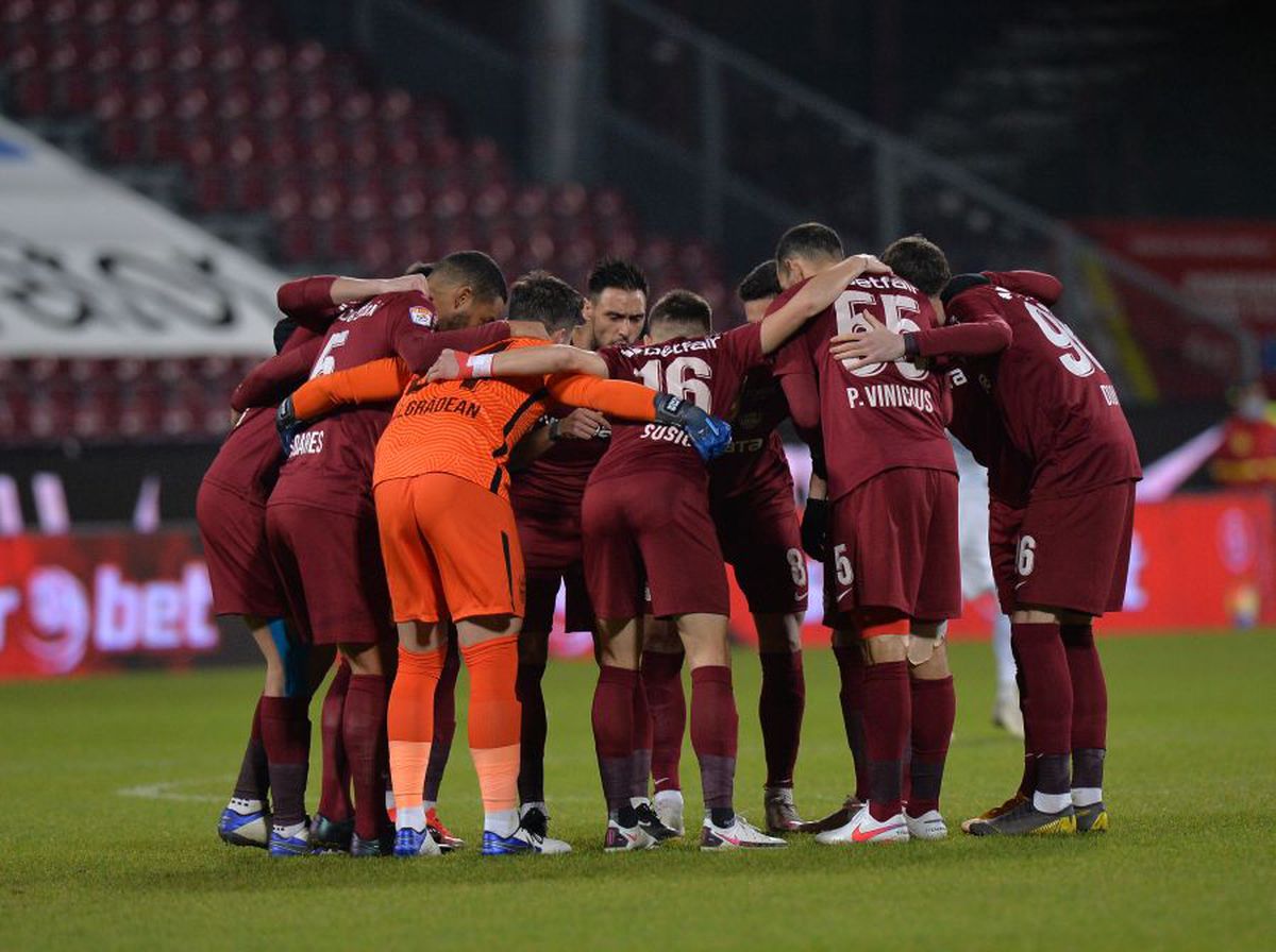 FOTO+VIDEO. CFR Cluj - FCSB 2-0 » À la Petrescu: CFR profită de gafele făcute de FCSB și Kovacs