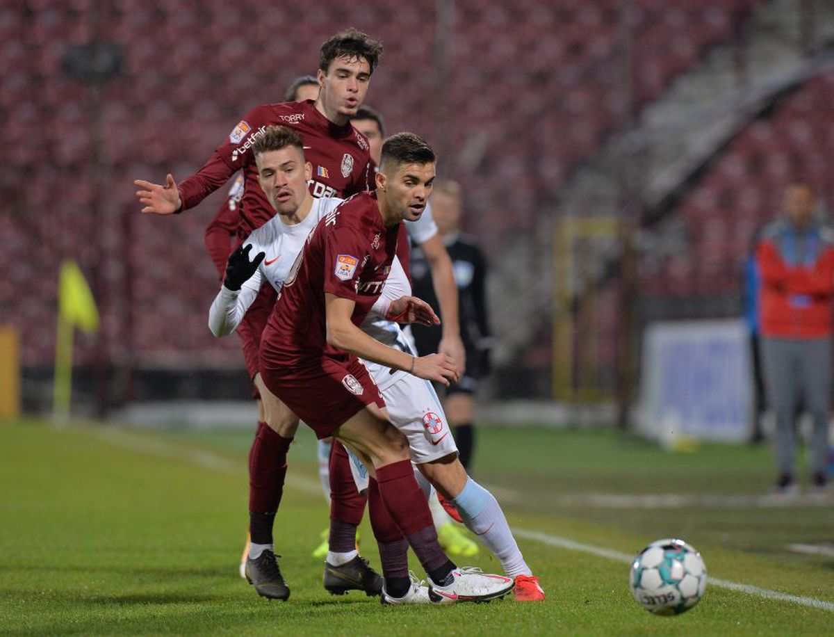 Ion Crăciunescu spune că FCSB nu ar fi meritat penalty la hențul lui Camora » Explicația fostului arbitru: „E fault în atac”