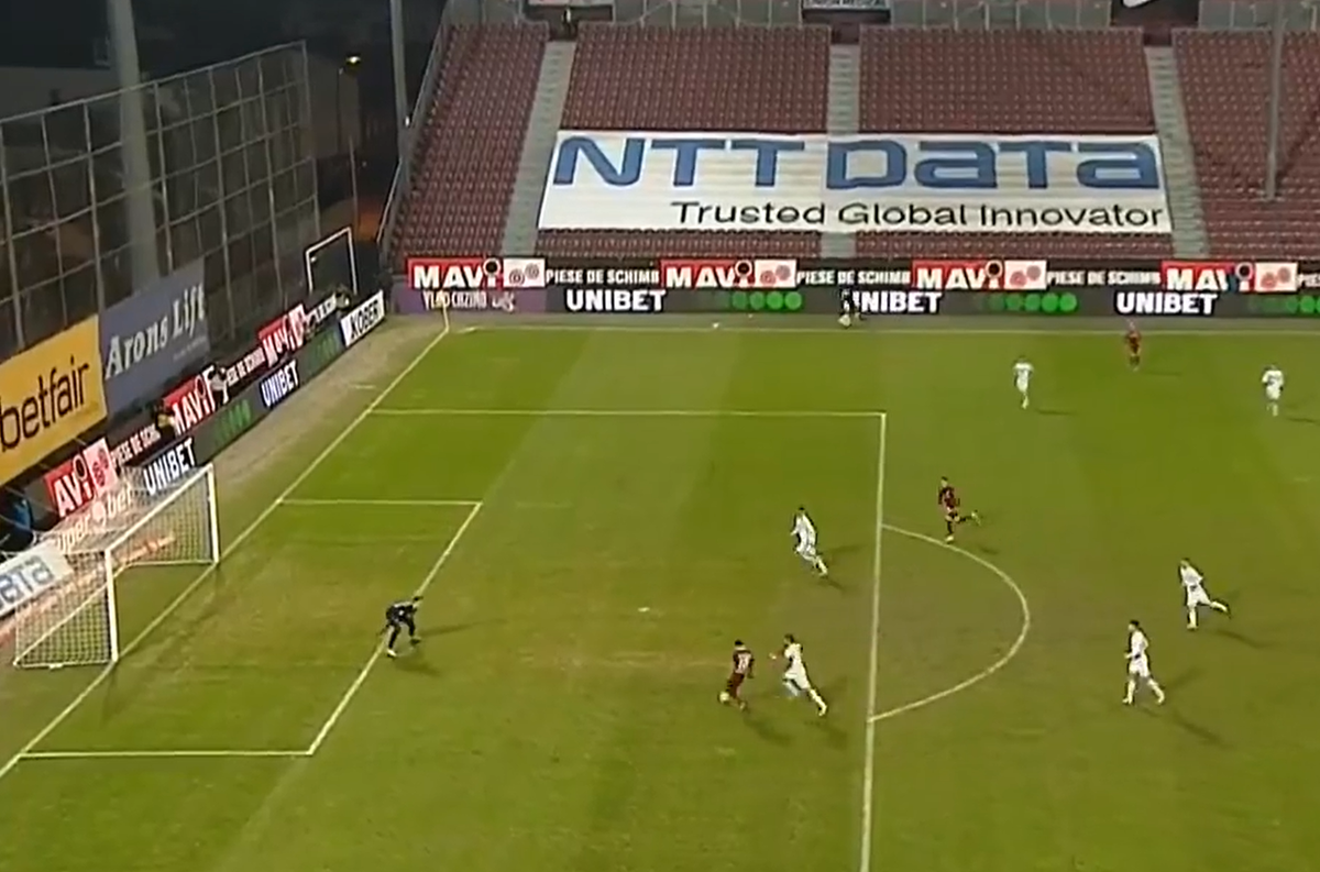 CFR CLUJ - FCSB. Ce gafă! Darius Olaru și-a îngropat echipa în Gruia