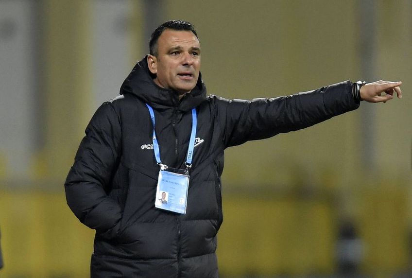 CFR Cluj a învins-o pe FCSB, scor 2-0, în capul de afiș al rundei cu numărul 13 din Liga 1. La finalul confruntării, Toni Petrea, antrenorul roș-albaștrilor, a oferit declarații.