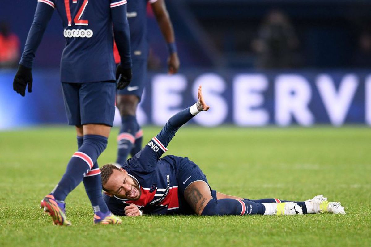 PSG - LYON 0-1. Neymar, accidentat în prelungirile partidei!