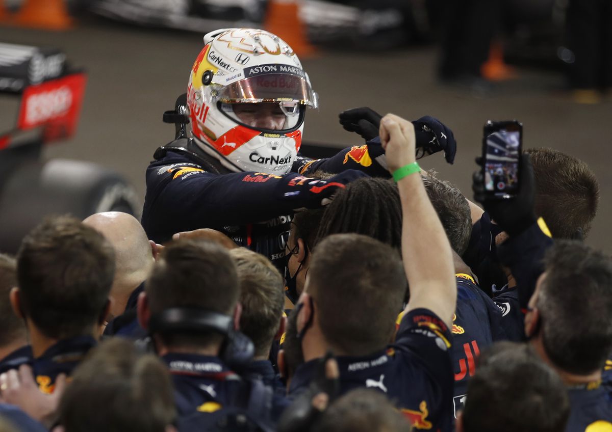 FOTO Final de sezon în Formula 1! Max Verstappen se impune în Marele Premiu de la Abu Dhabi