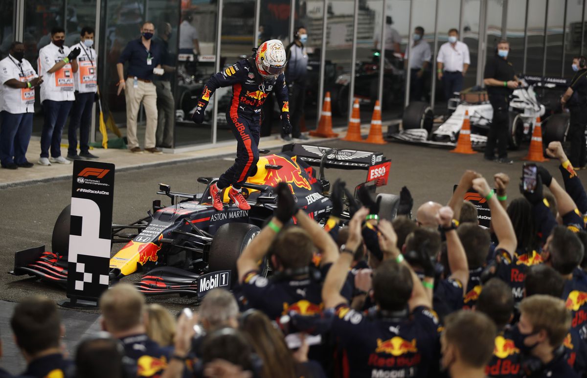 FOTO Final de sezon în Formula 1! Max Verstappen se impune în Marele Premiu de la Abu Dhabi