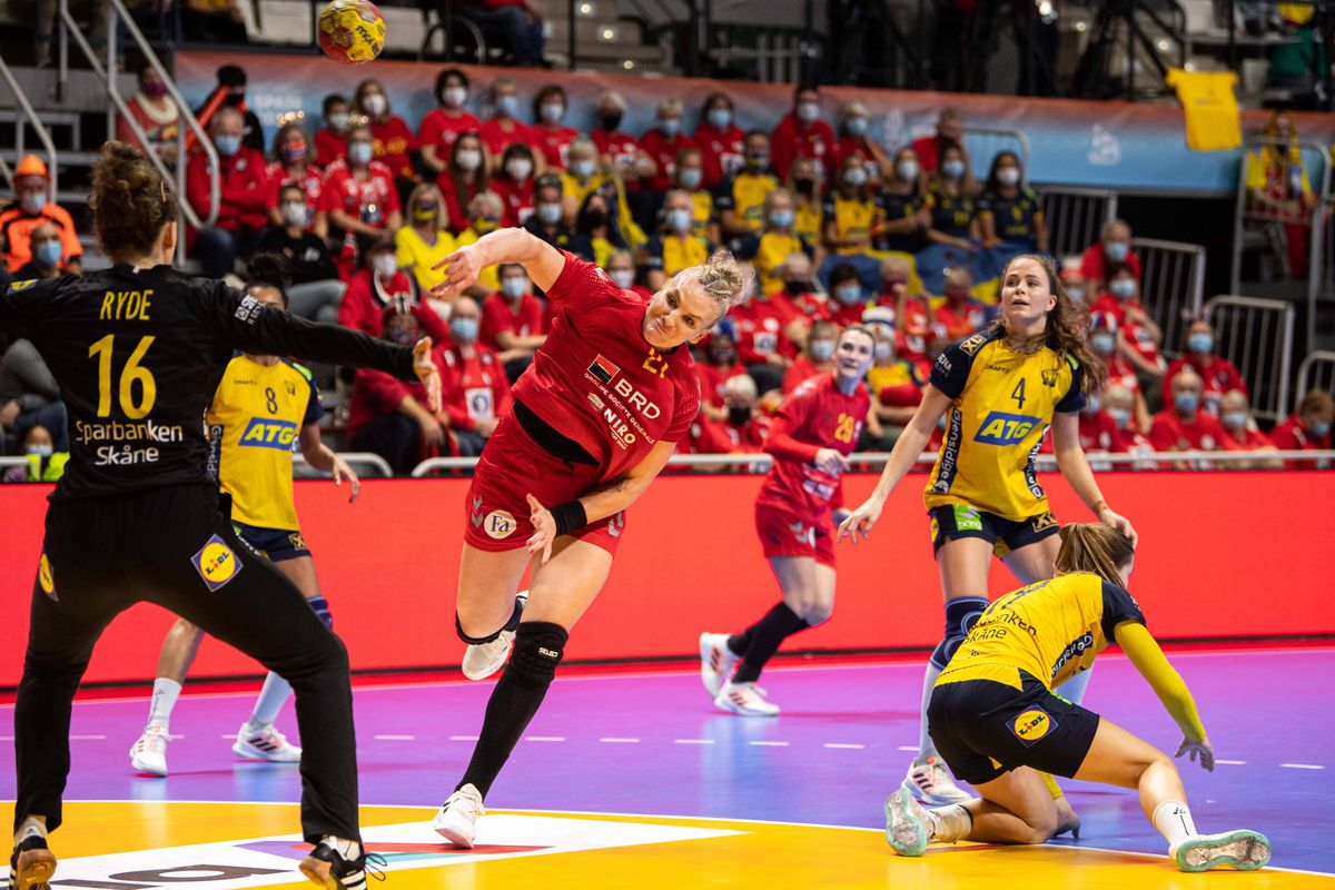 România încheie cu un eșec Campionatul Mondial de handbal feminin! Cine a impresionat în disputa cu Suedia