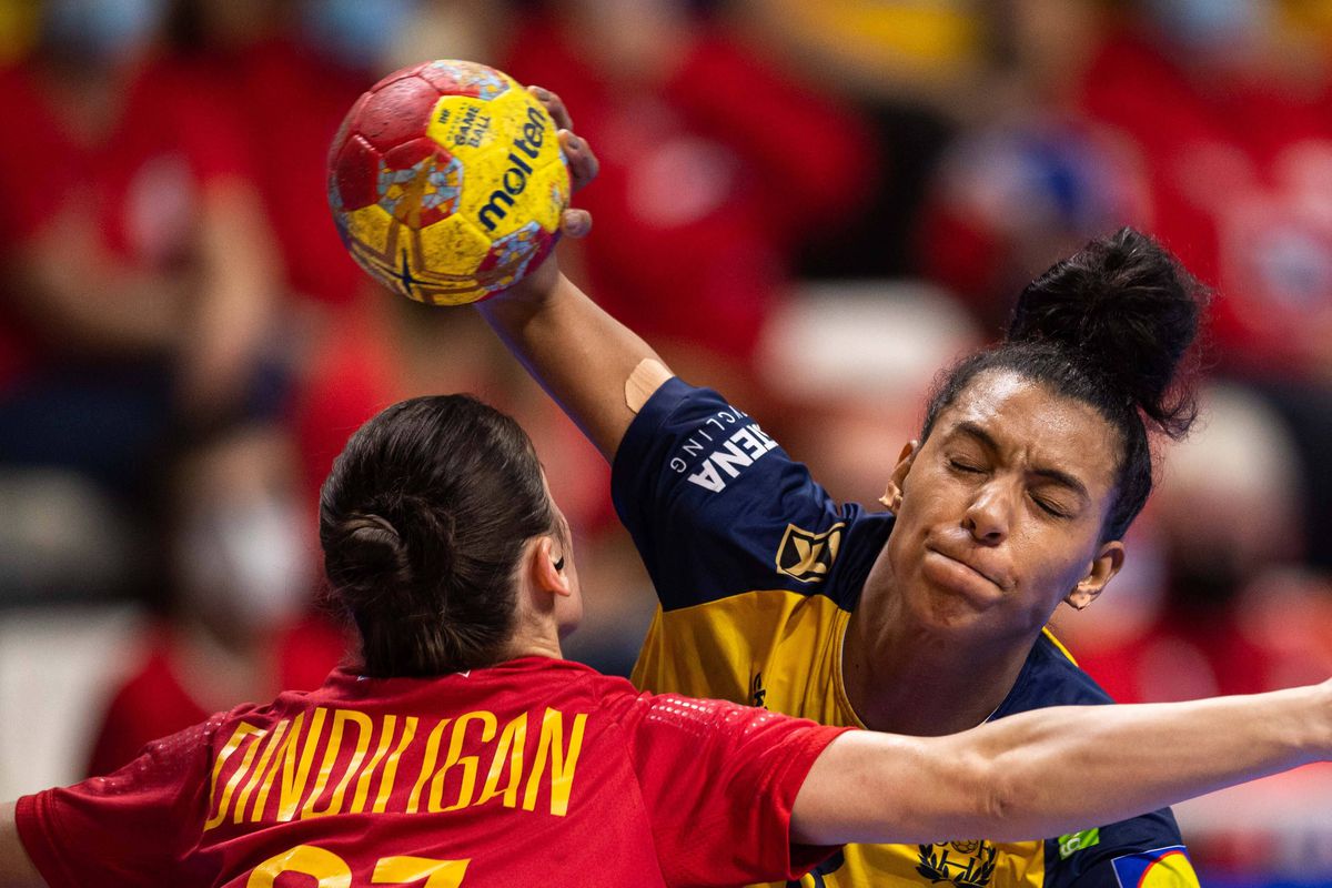 România încheie cu un eșec Campionatul Mondial de handbal feminin! Cine a impresionat în disputa cu Suedia