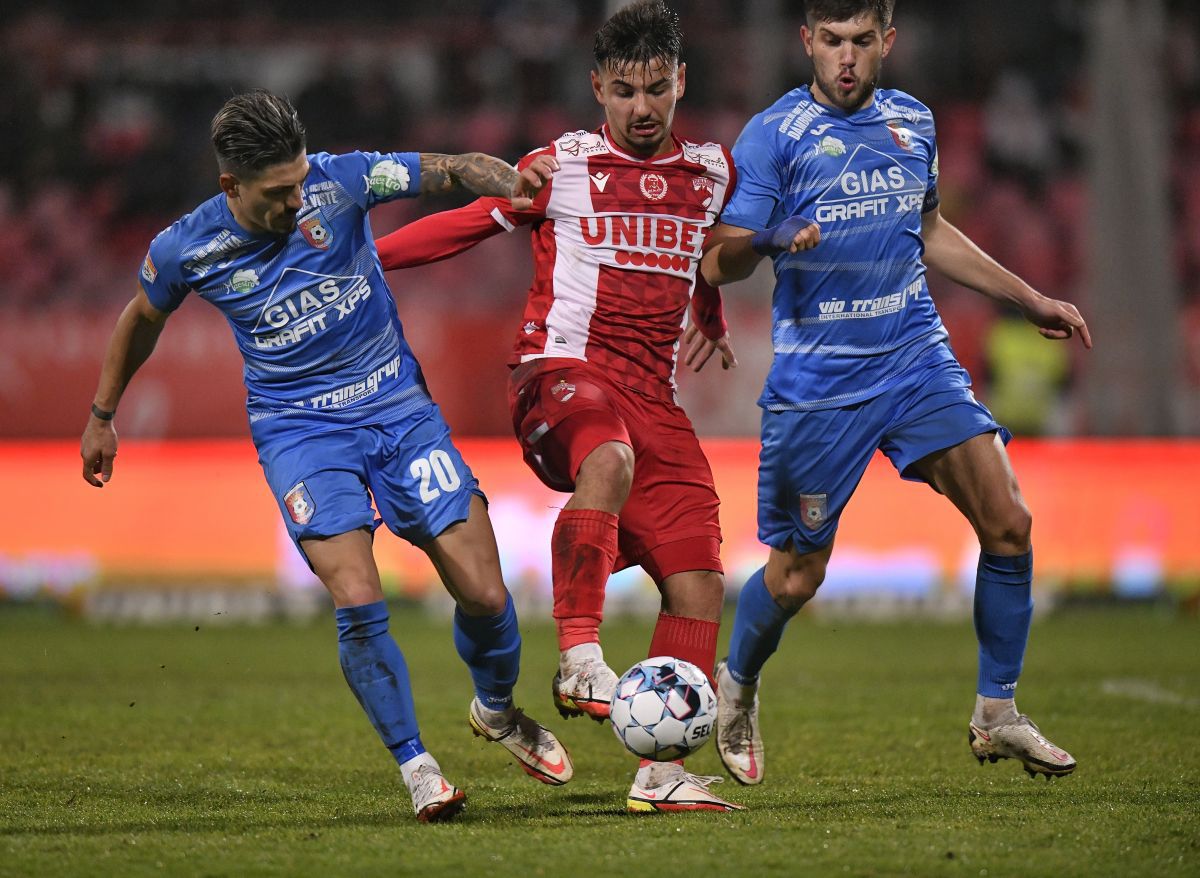 Rednic face o schimbare importantă la Dinamo » Decizia luată după prima victorie