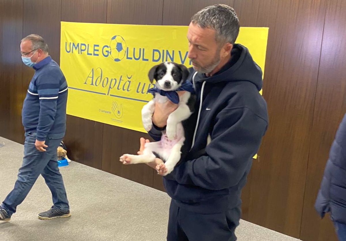 Imagini inedite cu MM Stoica și Florin Tănase » Cei mai mari fani ai câinilor: „Avem lipici la ei”