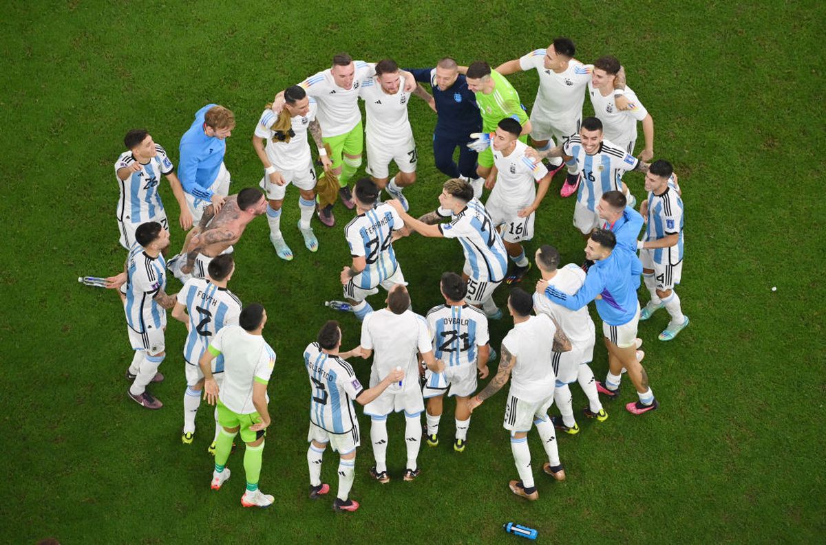 Cronica lui Ovidiu Ioanițoaia, care a urmărit de pe stadion meciul Argentina - Croația 3-0: Mai aproape de vis