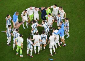 Cronica lui Ovidiu Ioanițoaia, care a urmărit de pe stadion meciul Argentina - Croația 3-0: Mai aproape de vis