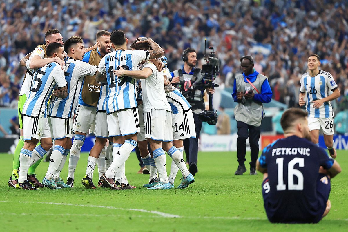Argentina - Croația 3-0 » „Pume” fabuloase! Messi și Julian Alvarez le-au ascuns mingea croaților și au dus-o pe Argentina la un pas de marele vis